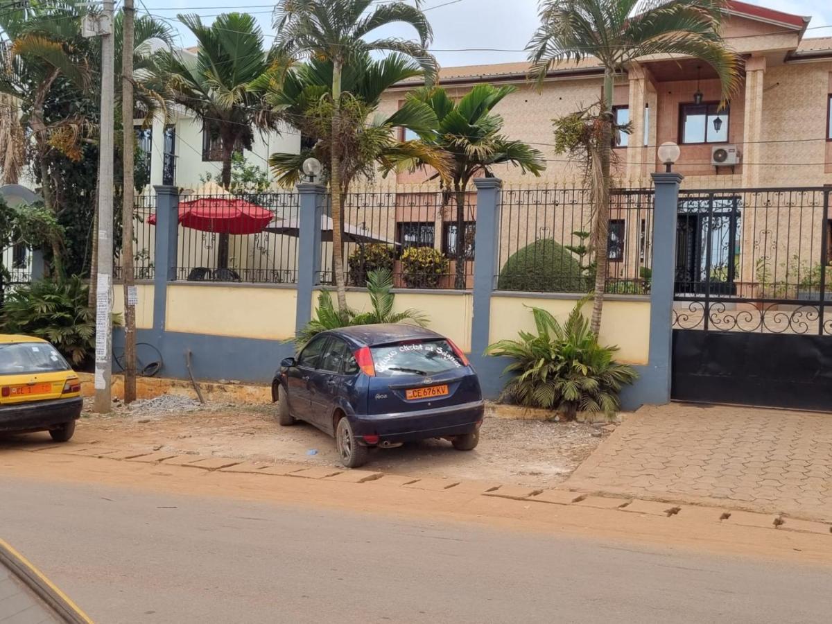 Appart Hotel Mireille Yaoundé Exterior photo