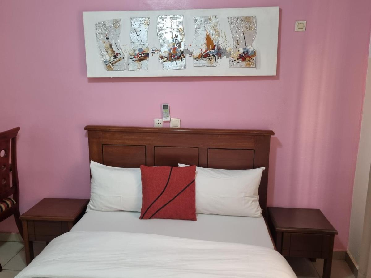 Appart Hotel Mireille Yaoundé Exterior photo