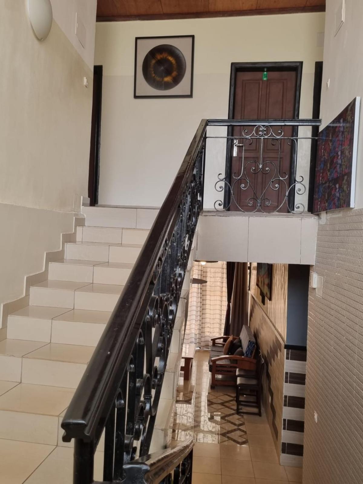 Appart Hotel Mireille Yaoundé Exterior photo