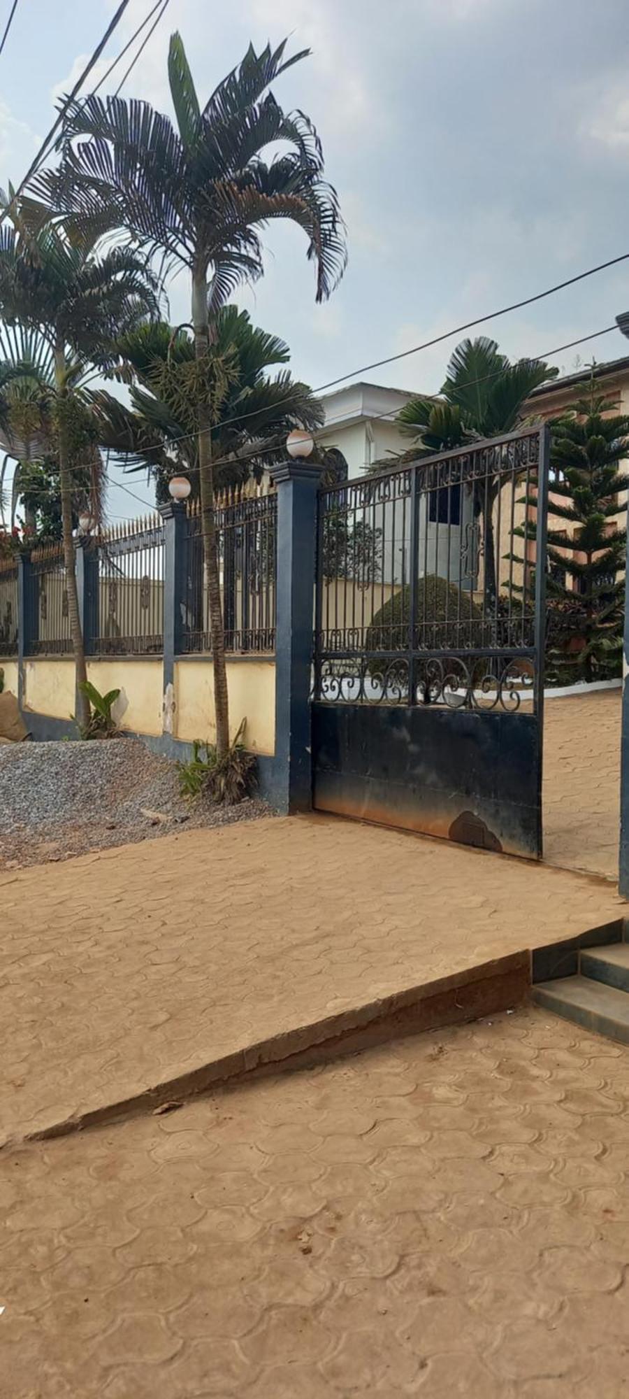 Appart Hotel Mireille Yaoundé Exterior photo