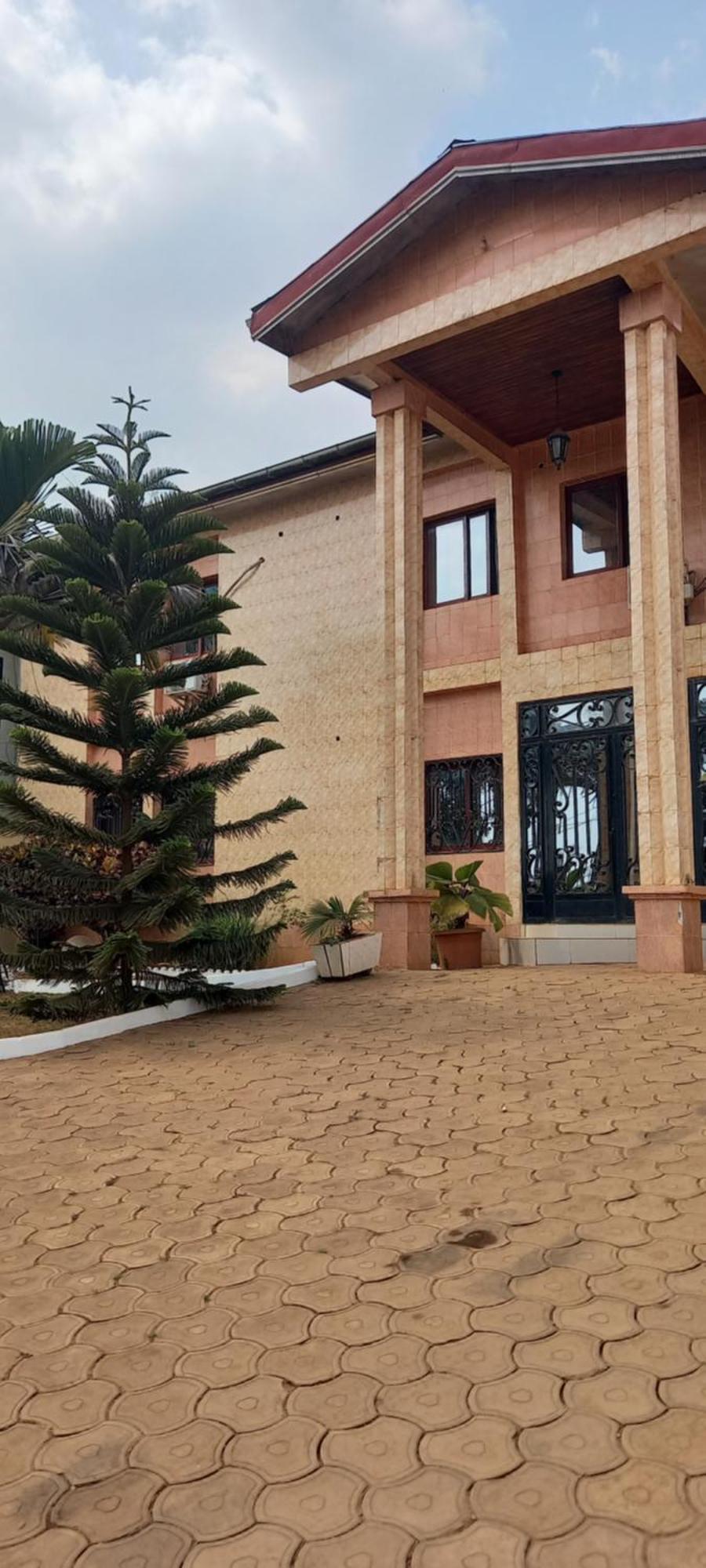 Appart Hotel Mireille Yaoundé Exterior photo
